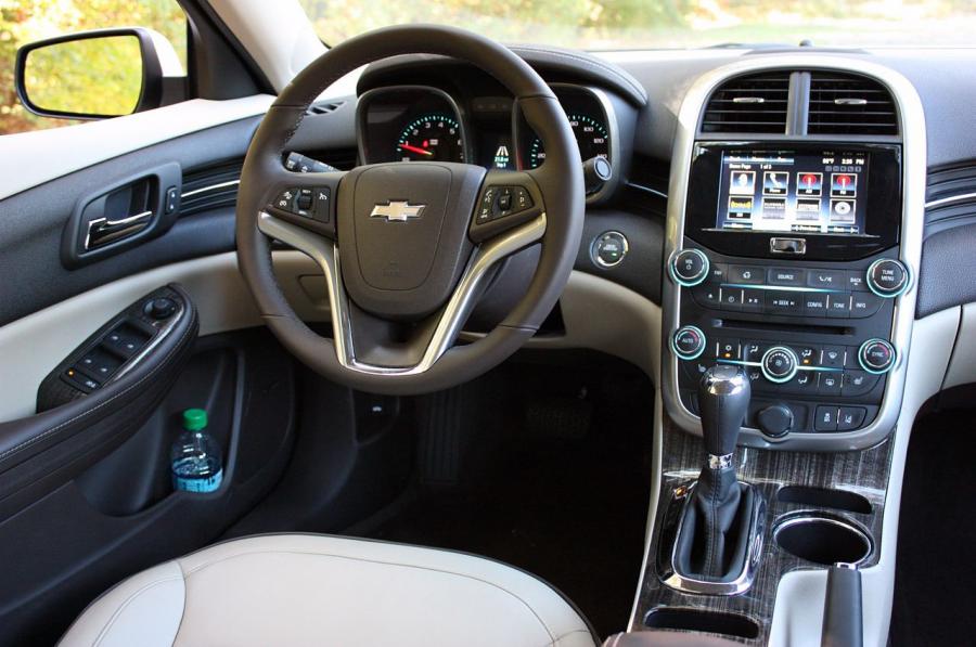  Chevrolet Malibu 2014 года  (фото 19 из 50)